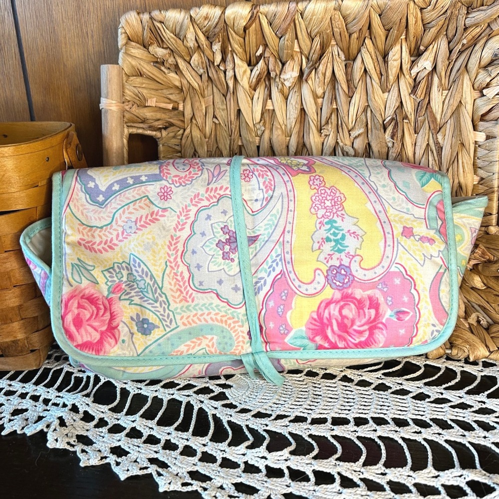Vintage Diane von Furstenburg Travel Makeup Organizer Bag‎